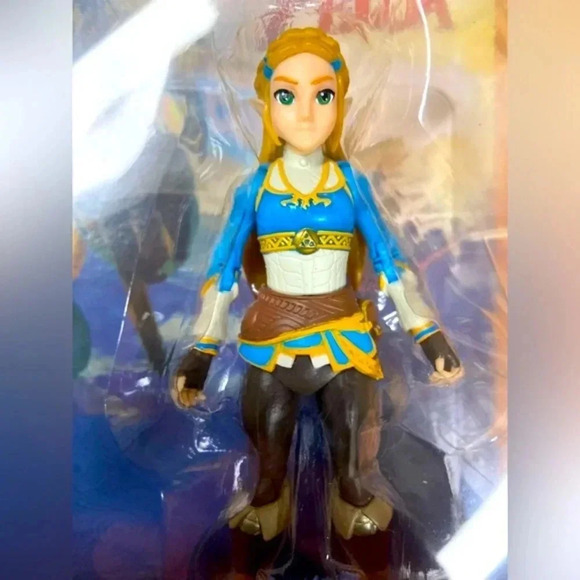 The Legend of Zelda - Princess Zelda  w/ Sheikah Slate - BNIB 🏰👑 - Picture 5 of 6